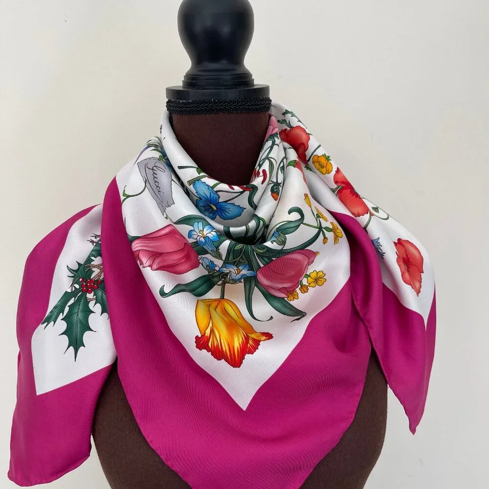 Gucci Silk Wrap Flora Print Logo White Multicolor Pink Border Scarf